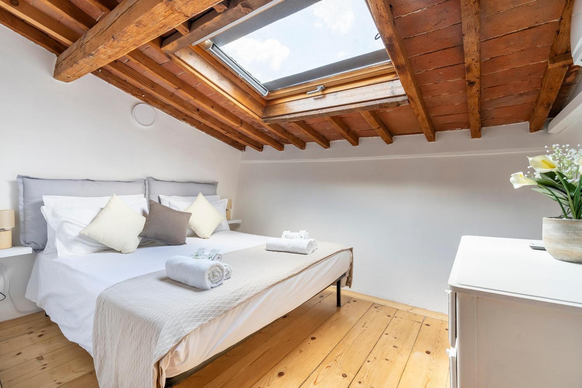 Piazza Santo Spirito Appartamento Con 2 Camere Matrimoniali Florens Exteriör bild