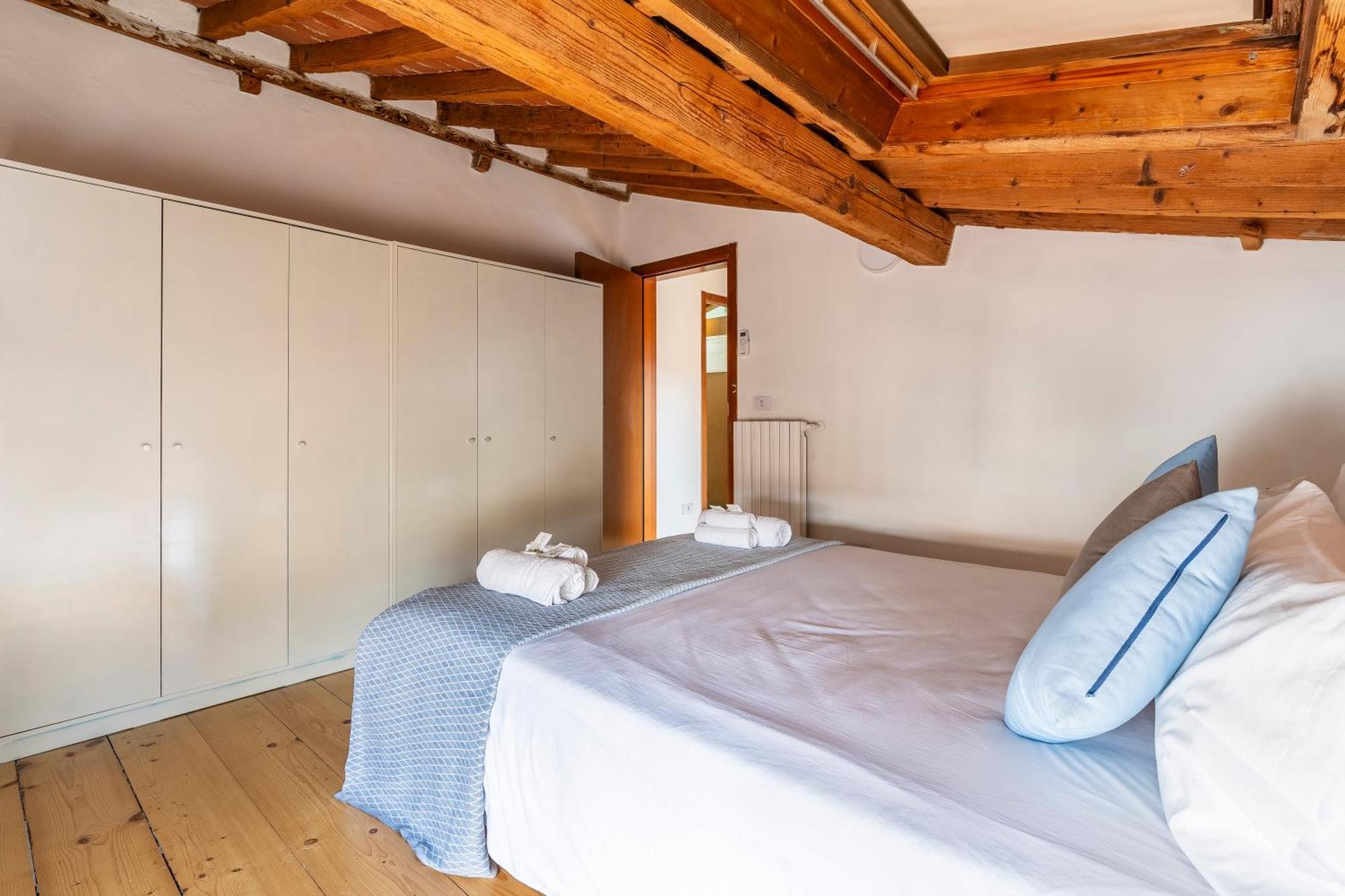 Piazza Santo Spirito Appartamento Con 2 Camere Matrimoniali Florens Exteriör bild