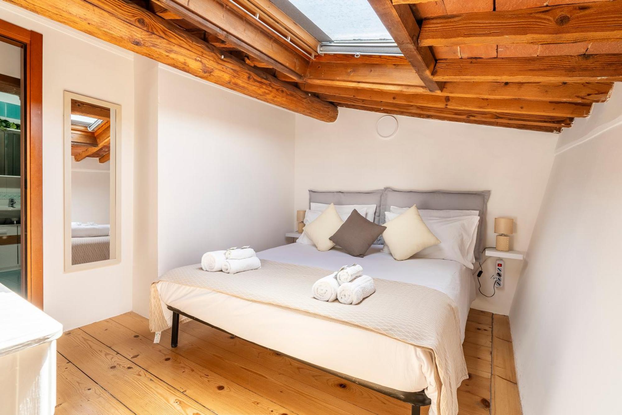 Piazza Santo Spirito Appartamento Con 2 Camere Matrimoniali Florens Exteriör bild